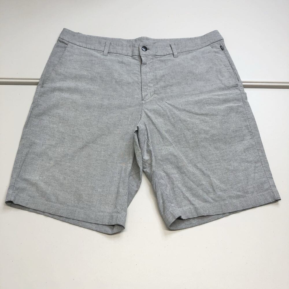 Lululemon Men’s ABC Commission Short Relaxed Qwick Oxford 10" 38 Gray LM7AAMS